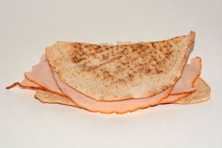 How To Eat Toasted Pita Bread?